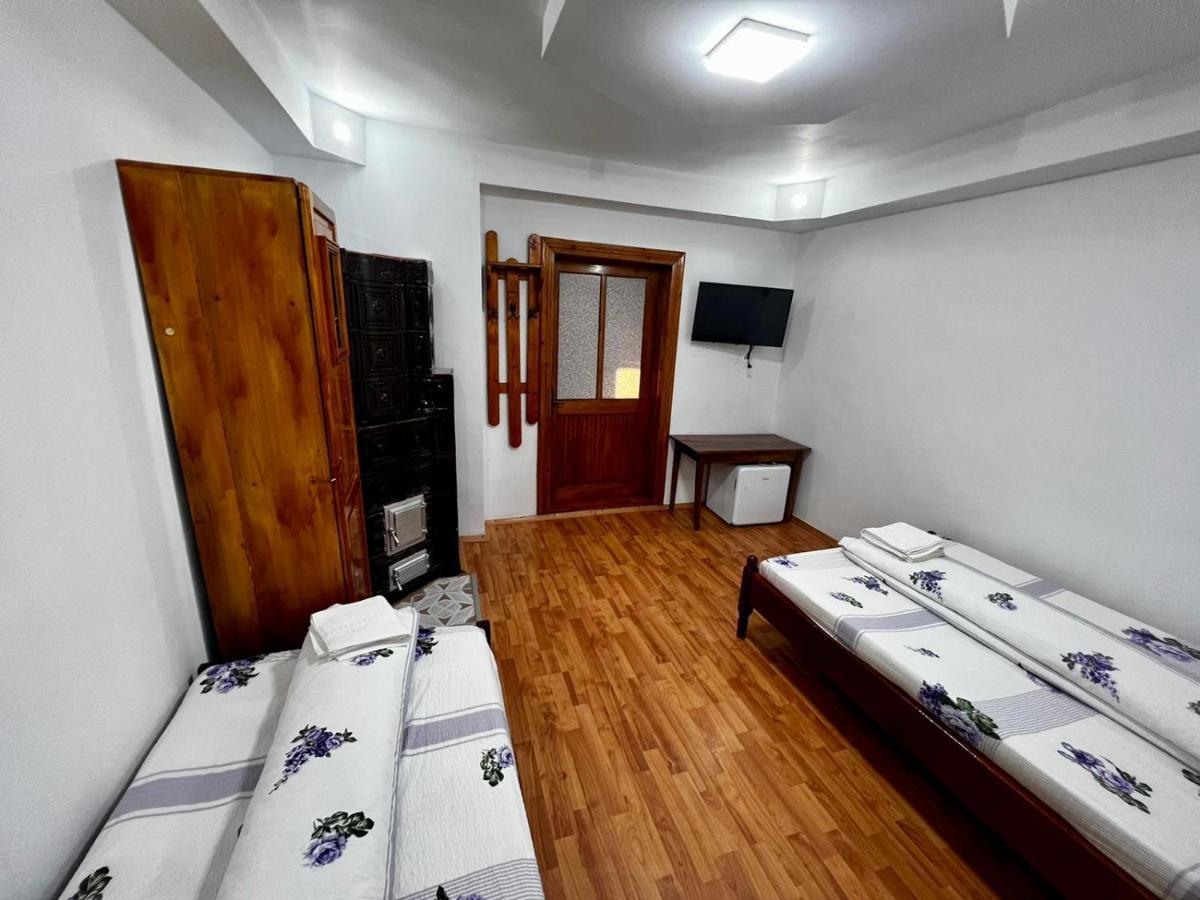 Casa Cu Lavanda Vatra Dornei Luaran gambar