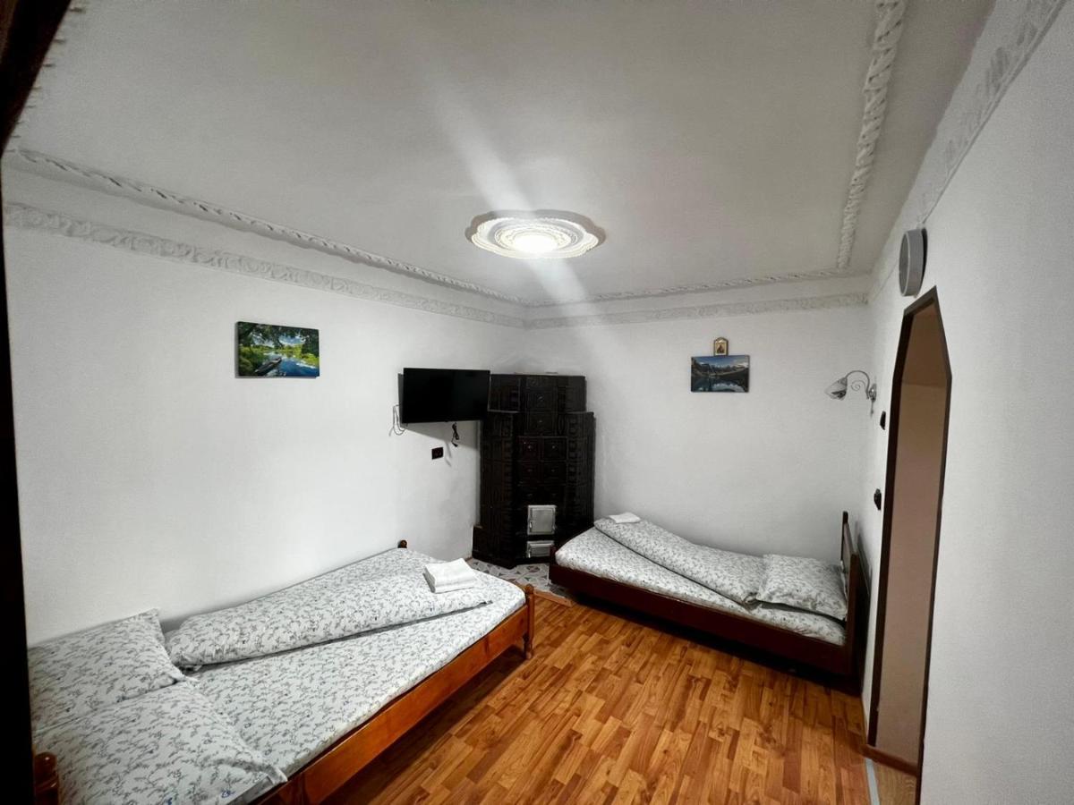 Casa Cu Lavanda Vatra Dornei Luaran gambar