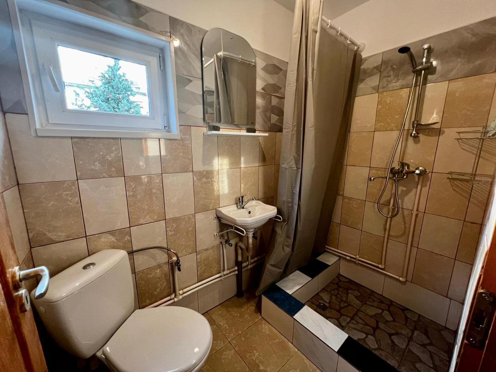 Casa Cu Lavanda Vatra Dornei Bilik gambar