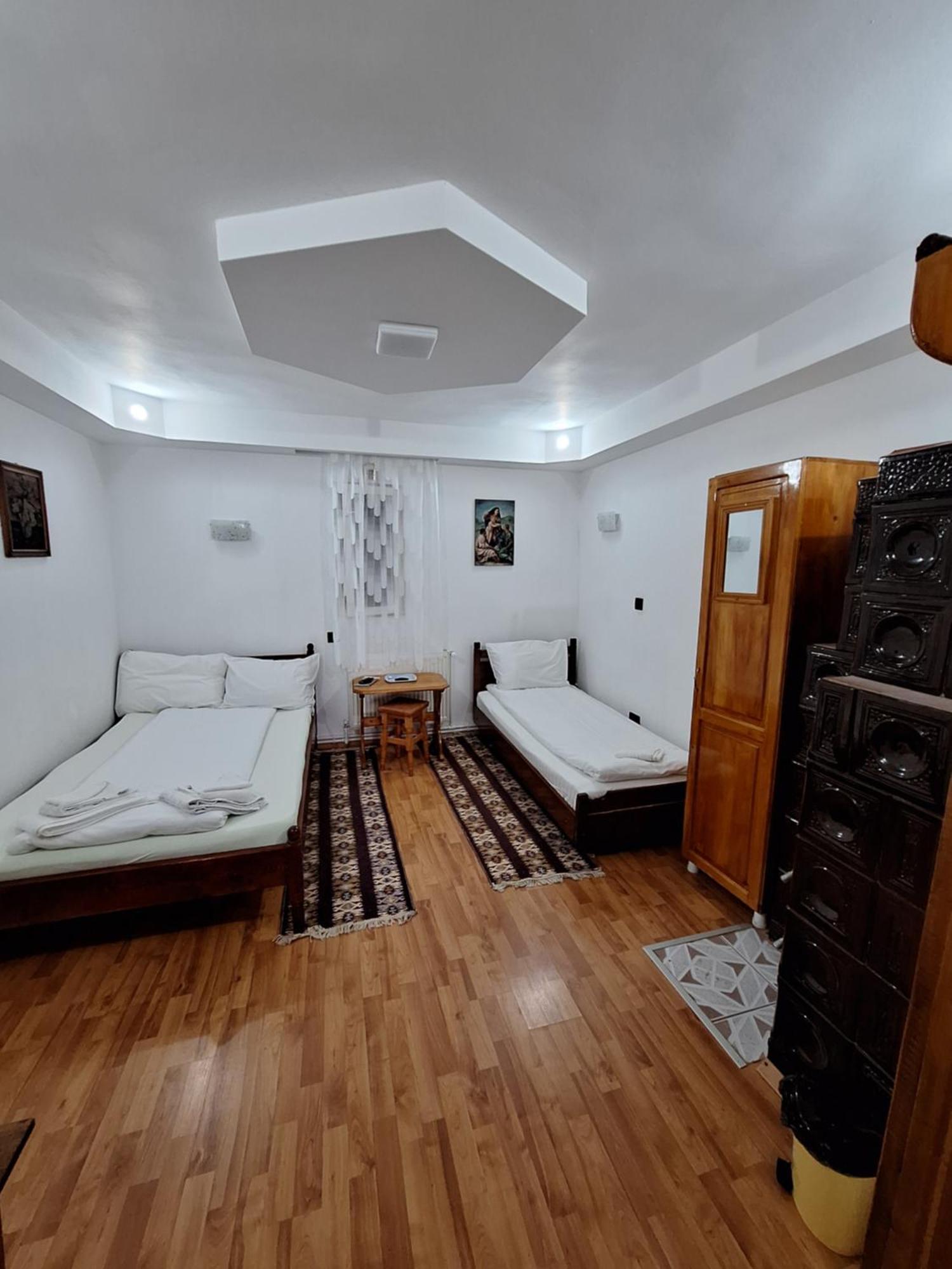 Casa Cu Lavanda Vatra Dornei Luaran gambar