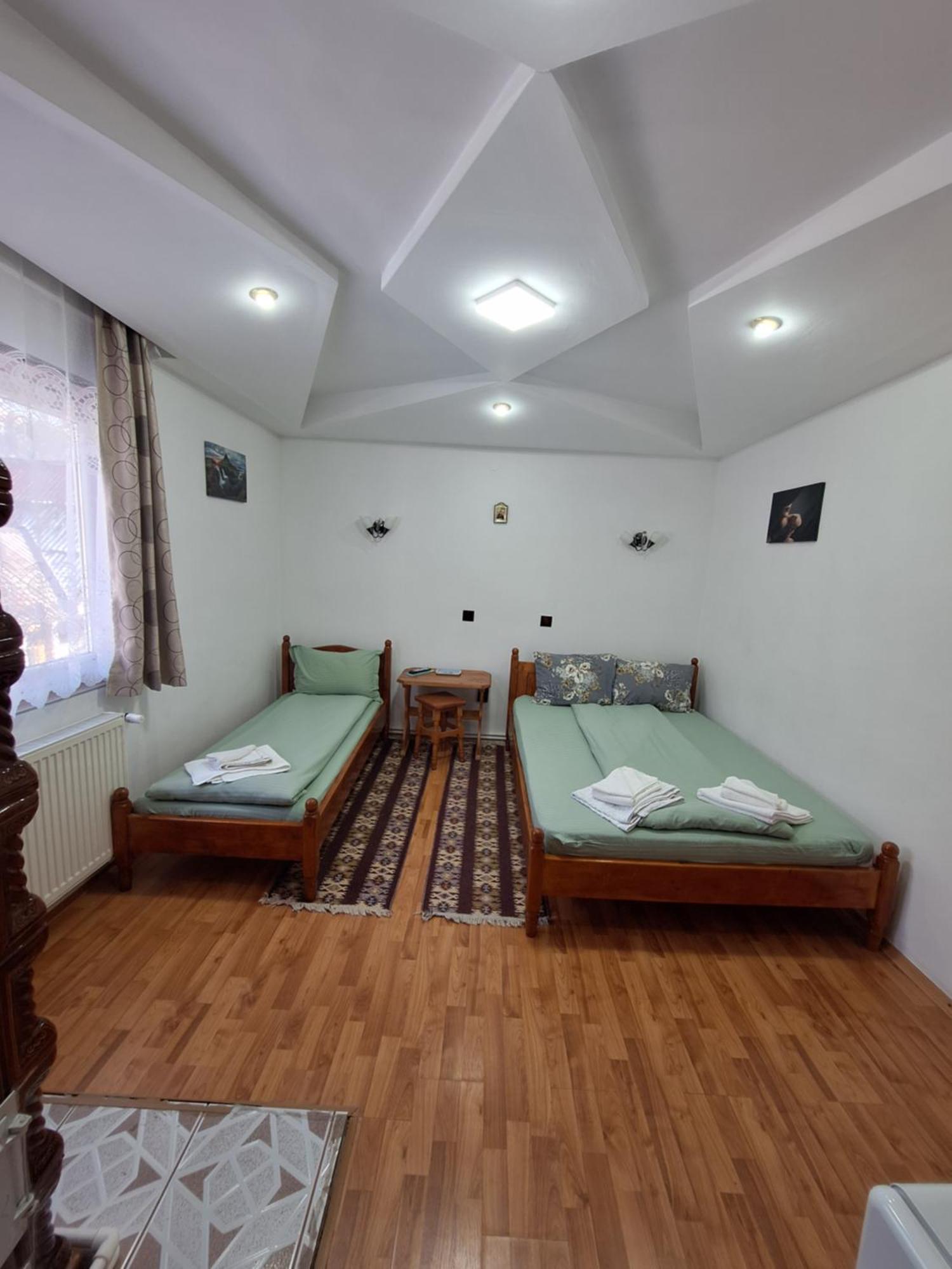Casa Cu Lavanda Vatra Dornei Luaran gambar